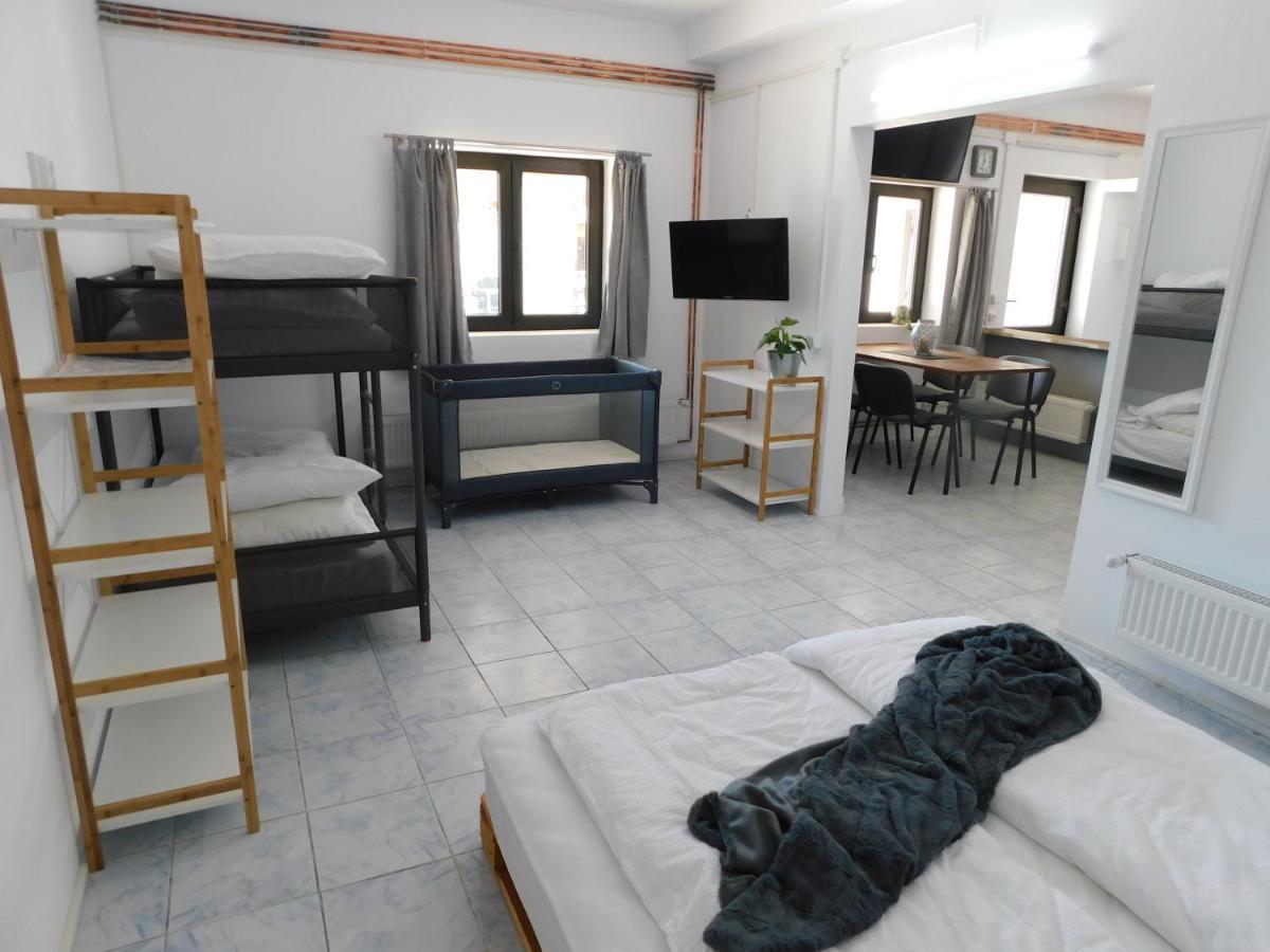 Mountain Vista Suites Zărneşti Dış mekan fotoğraf