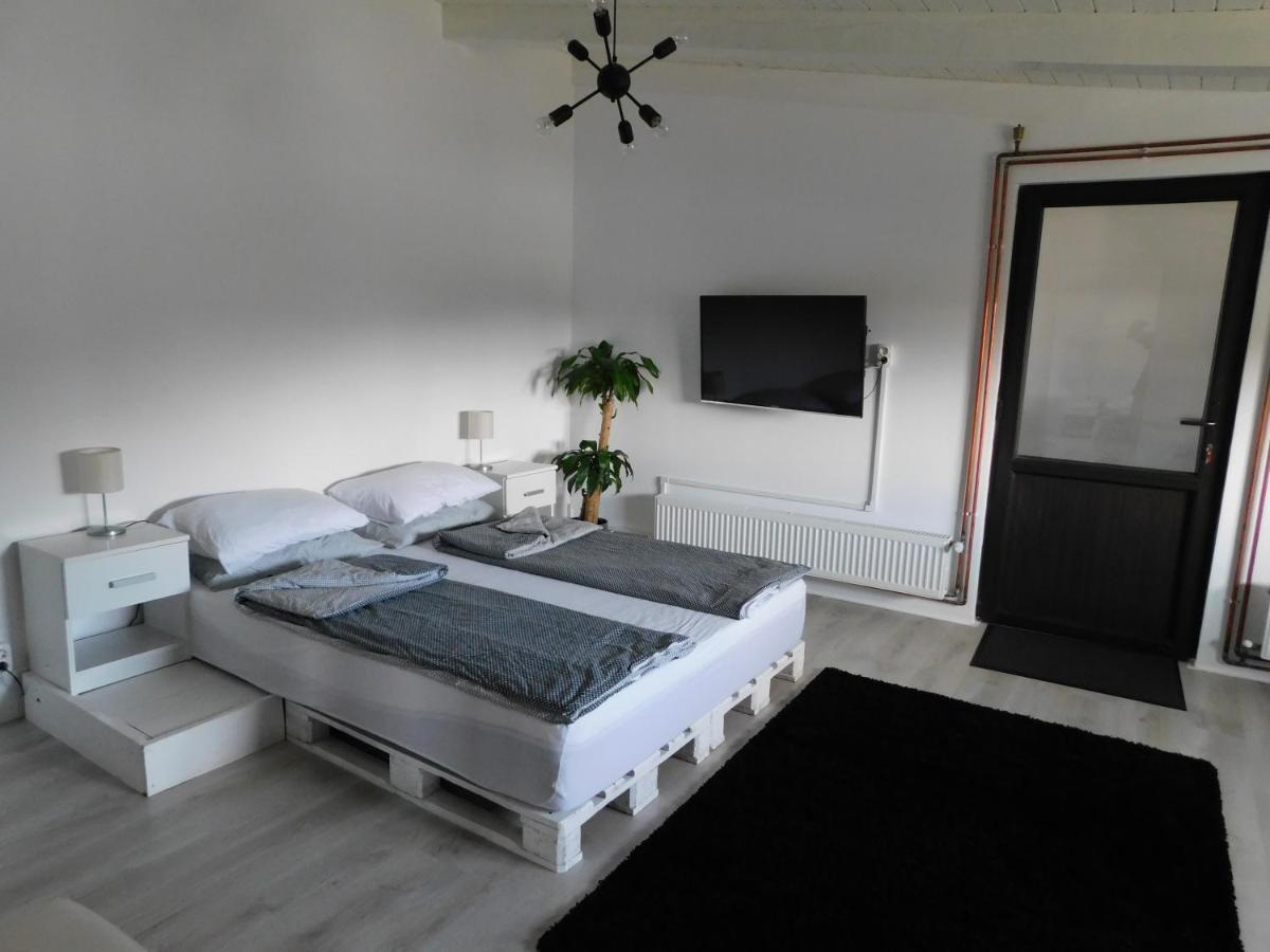 Mountain Vista Suites Zărneşti Dış mekan fotoğraf